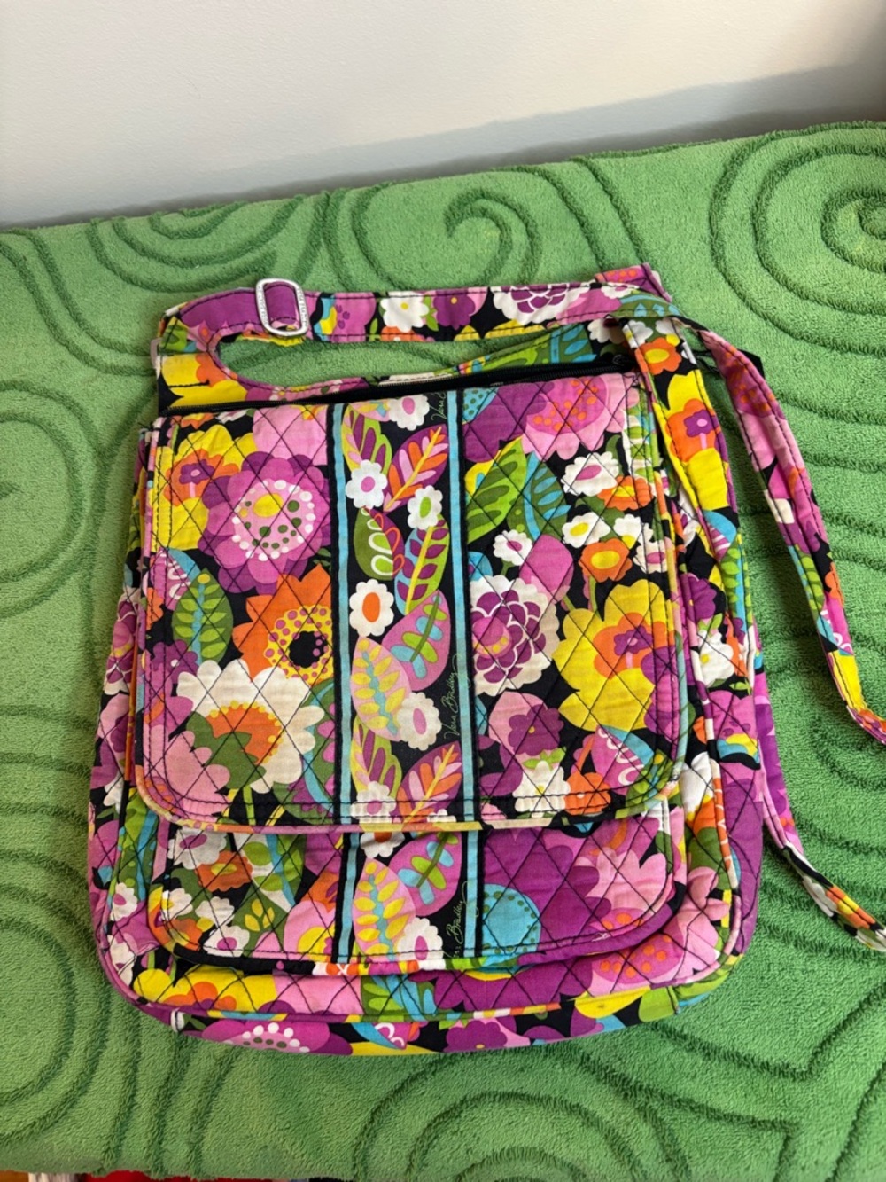 Vera Bradley Mailbag Crossbody in the vibrant "Va Va Bloom" pattern.